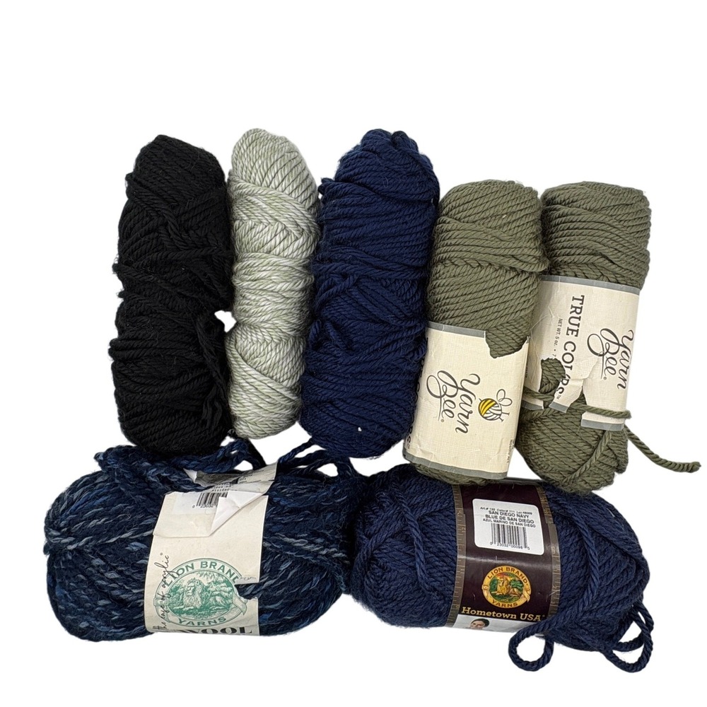 Mixed Destash Yarn Lot 2 lbs 3 oz Lion Brand Wool-Ease Yarn Bee Hometown USA